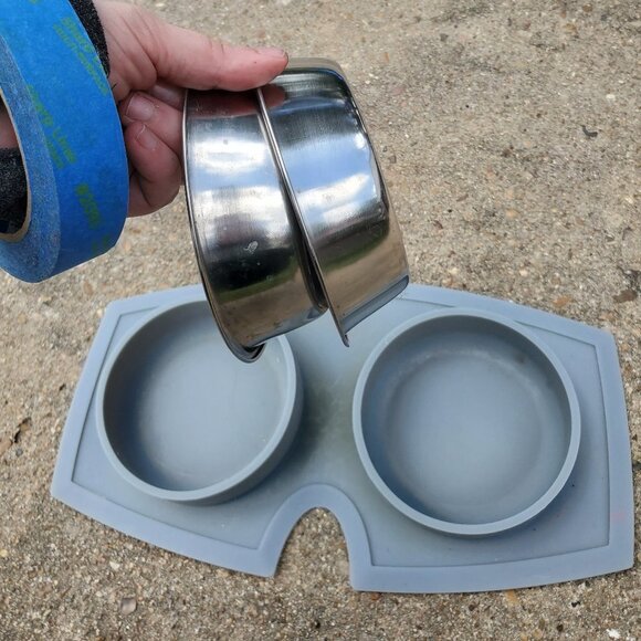 Pet Food Dish Set || 4 inches || GUC - Picture 2 of 5